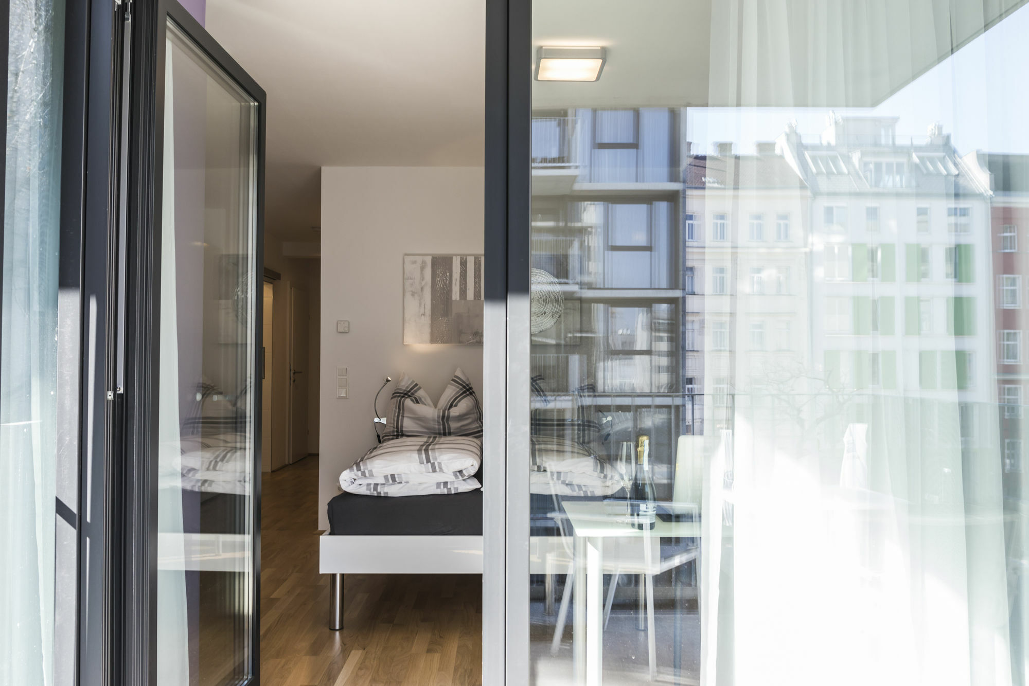 Business Suite Hauptbahnhof By Welcome2Wenen Buitenkant foto